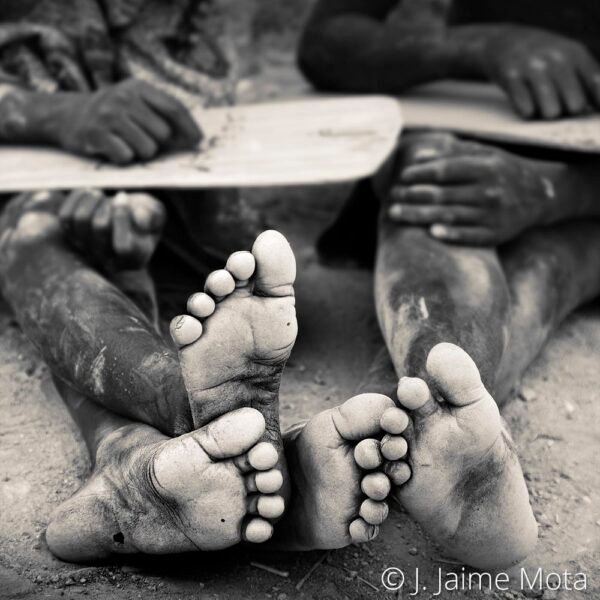 Con los Pies en la Tierra